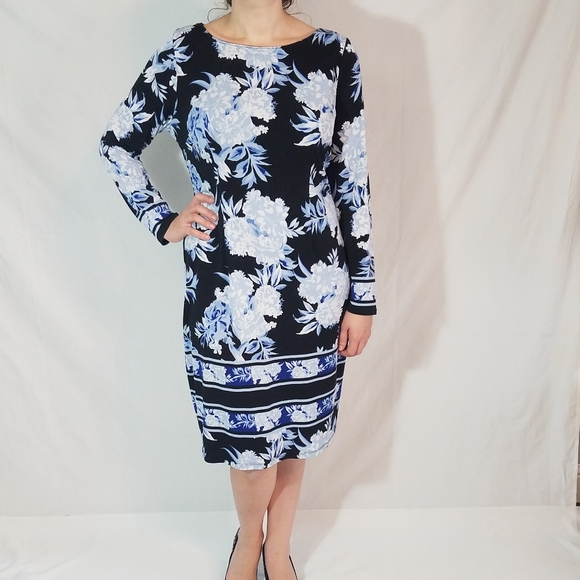 Dresses & Skirts - Beautiful floral print pencil midi dress!